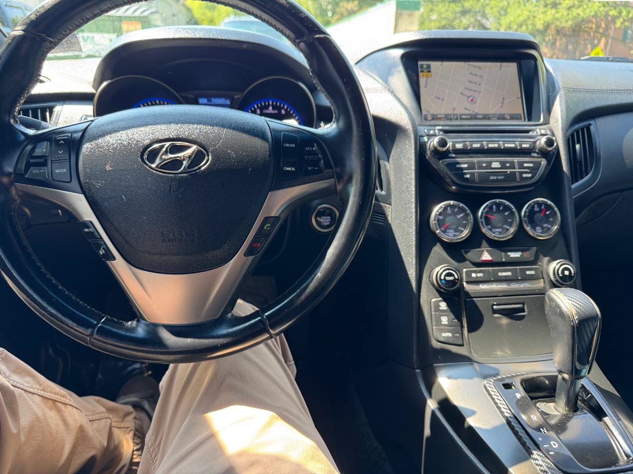 Used 2014 Hyundai Genesis 2.0T RWD image 19
