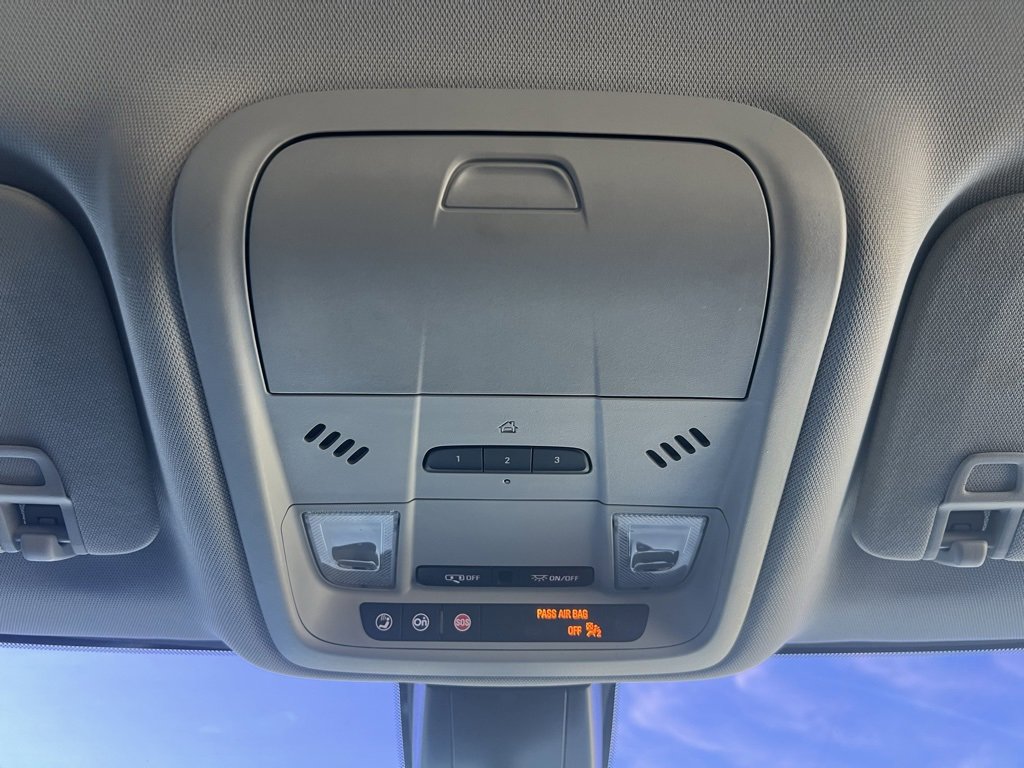 Used 2022 Chevrolet Blazer LT w/ Sound & Technology Package image 20