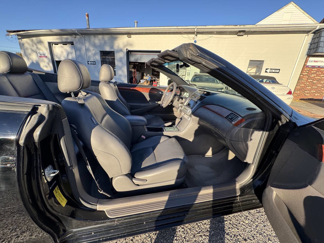Used 2006 Toyota Solara SLE image 50