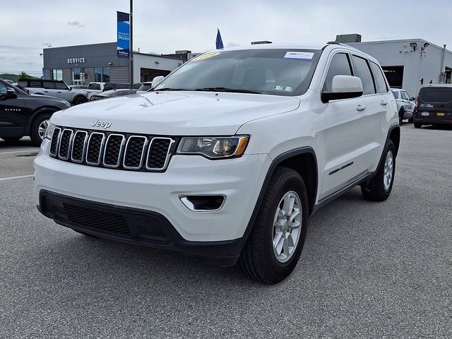 Used 2019 Jeep Grand Cherokee Laredo AWD/4WD image 5