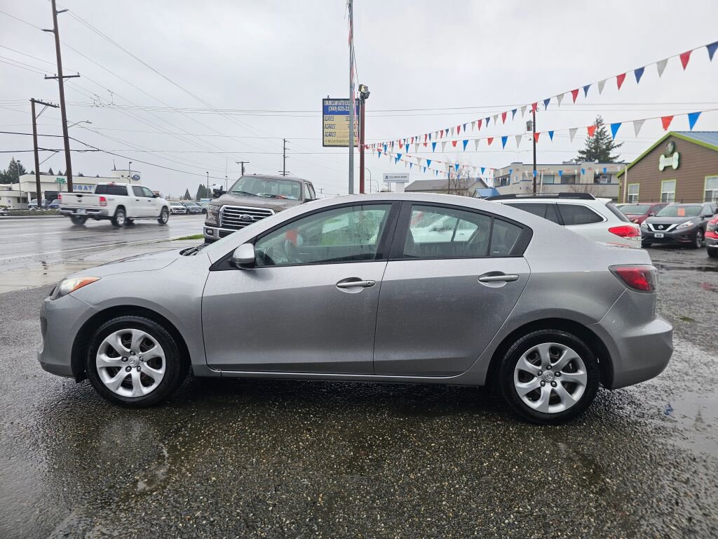 Used 2013 MAZDA MAZDA3 i SV w/ Convenience Pkg image 4