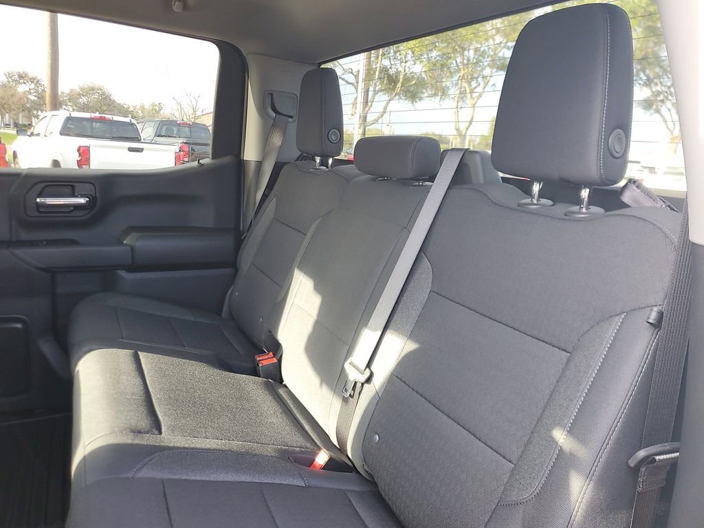 New 2026 Chevrolet Silverado 1500 Custom Trail Boss w/ LPO, Dark Essentials Package AWD/4WD image 10