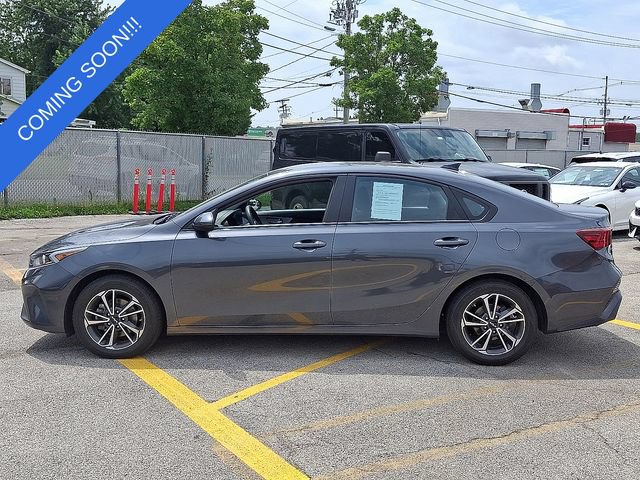 Used 2023 Kia Forte LXS FWD image 3