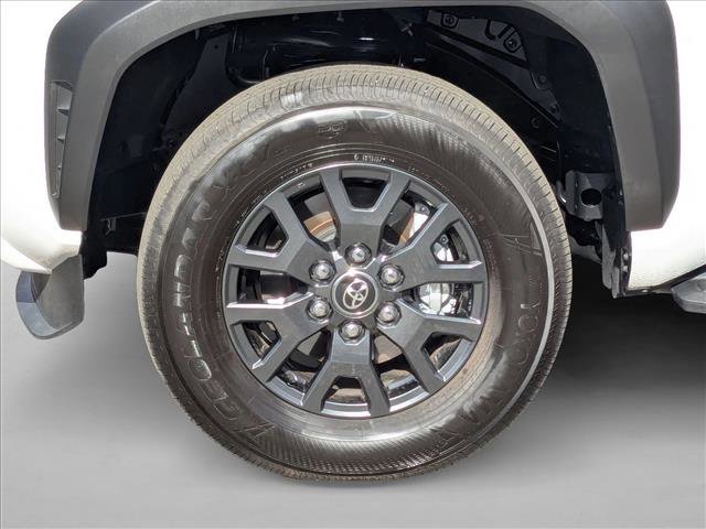 Certified 2025 Toyota 4Runner SR5 image 25