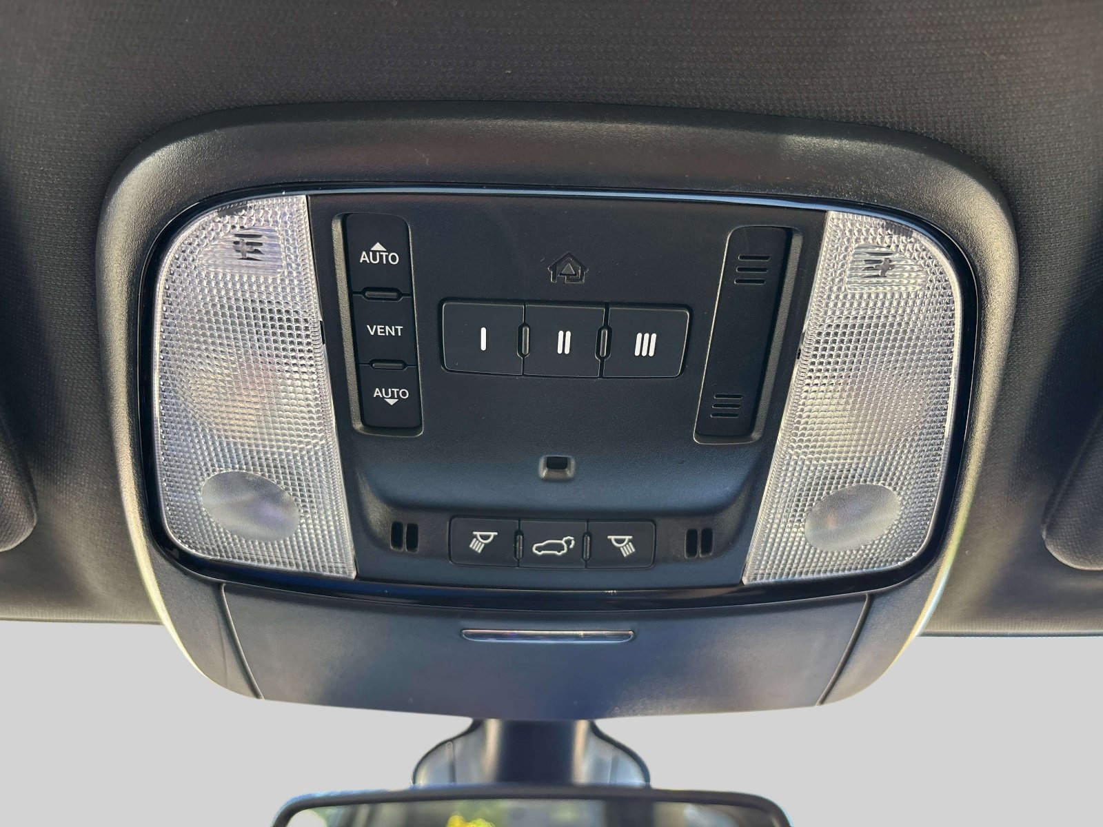 Used 2022 Dodge Durango R/T w/ Trailer Tow Group IV AWD/4WD image 25