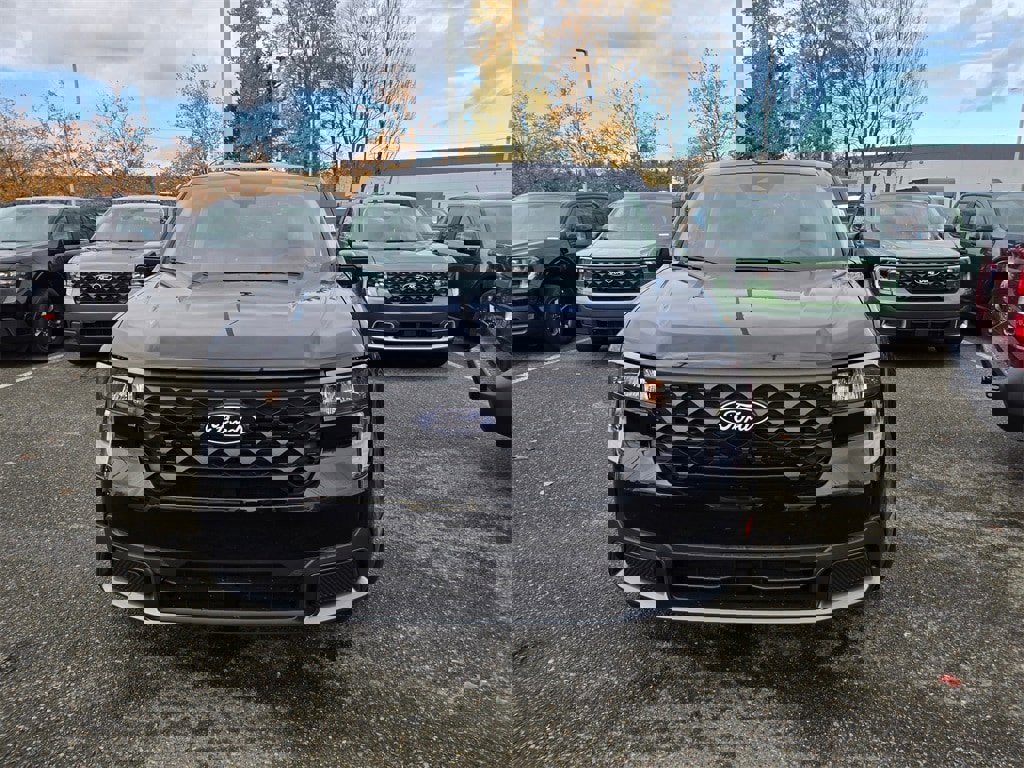 New 2025 Ford Maverick XLT w/ XLT Luxury Package image 2