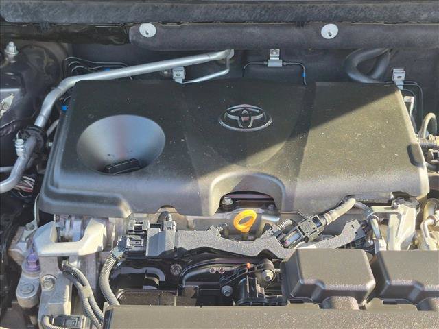 Used 2019 Toyota RAV4 XLE Premium w/ Cold Weather Package AWD/4WD image 23
