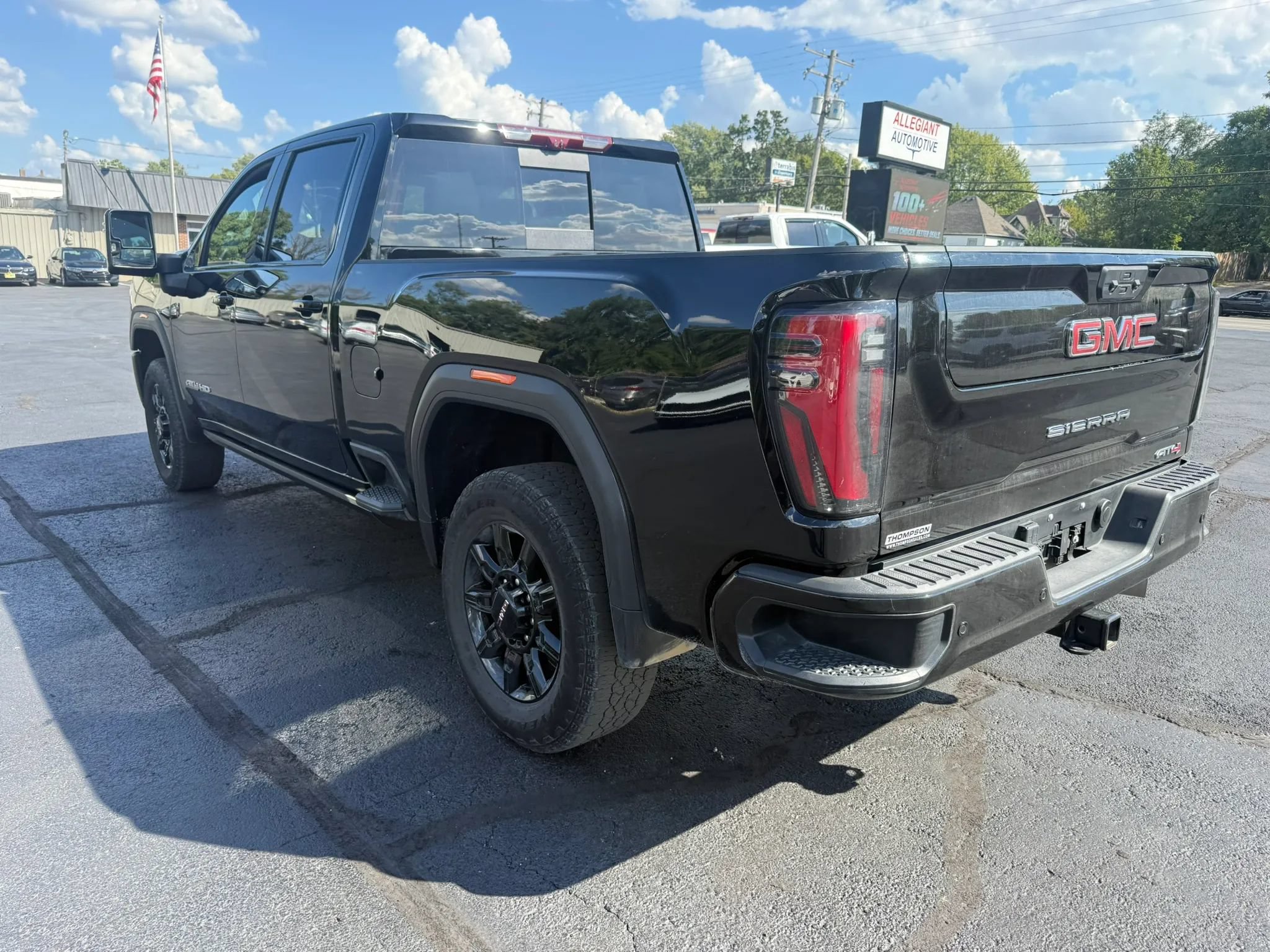 Used 2024 GMC Sierra 2500 AT4 w/ AT4 Premium Plus Package AWD/4WD image 5