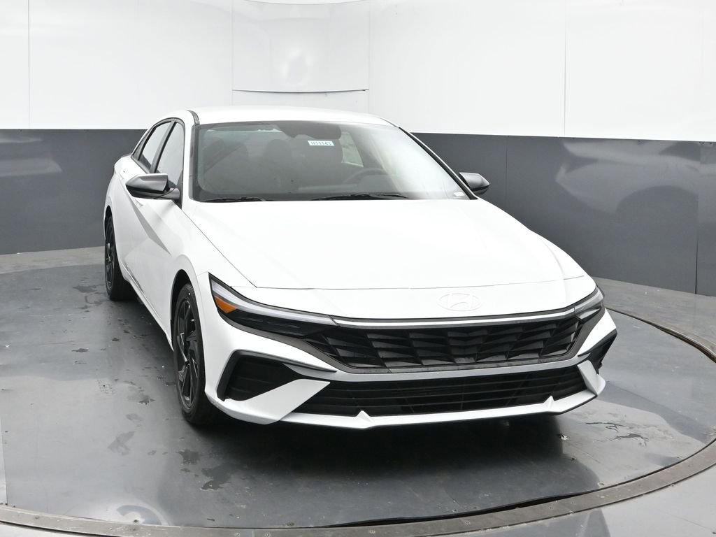 New 2026 Hyundai Elantra Sport FWD image 8