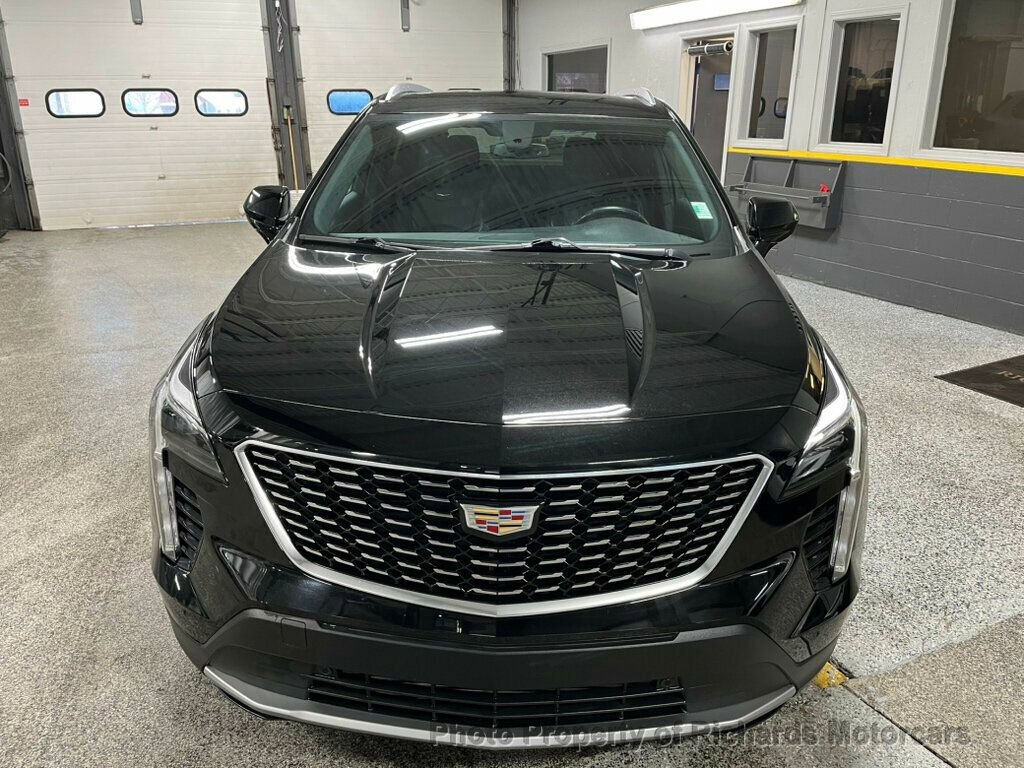 Used 2019 Cadillac XT4 Premium Luxury AWD/4WD image 9