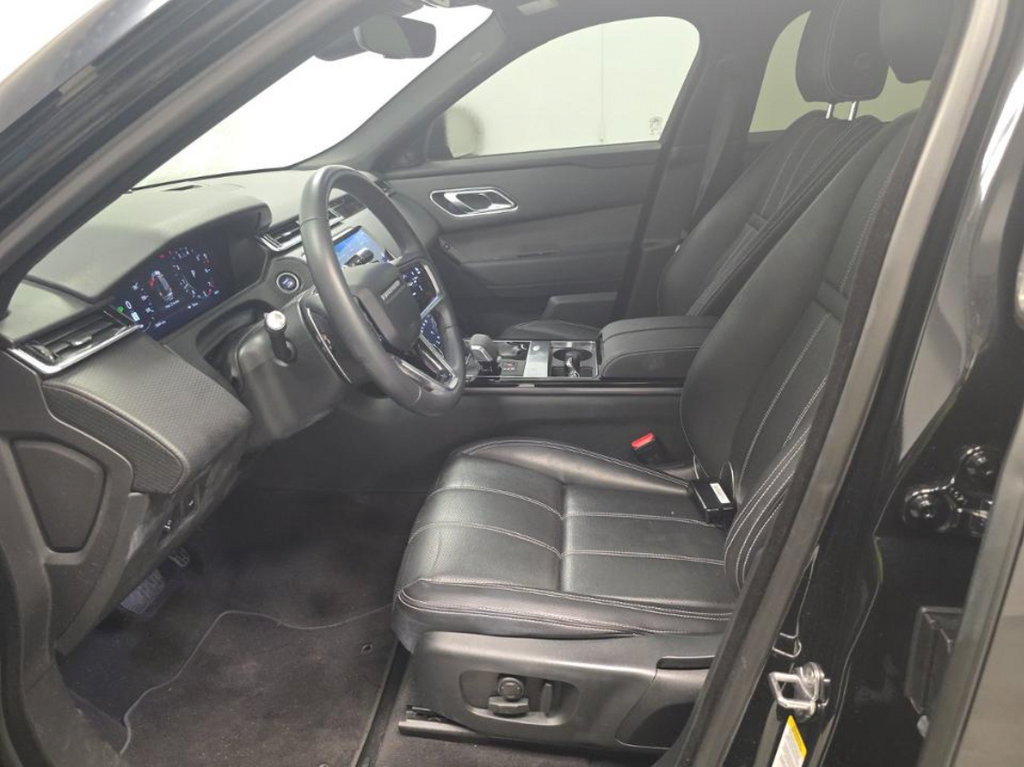 Used 2023 Land Rover Range Rover Velar S AWD/4WD image 4