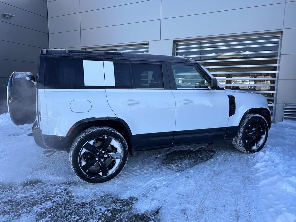 New 2026 Land Rover Defender 110 V8 image 5