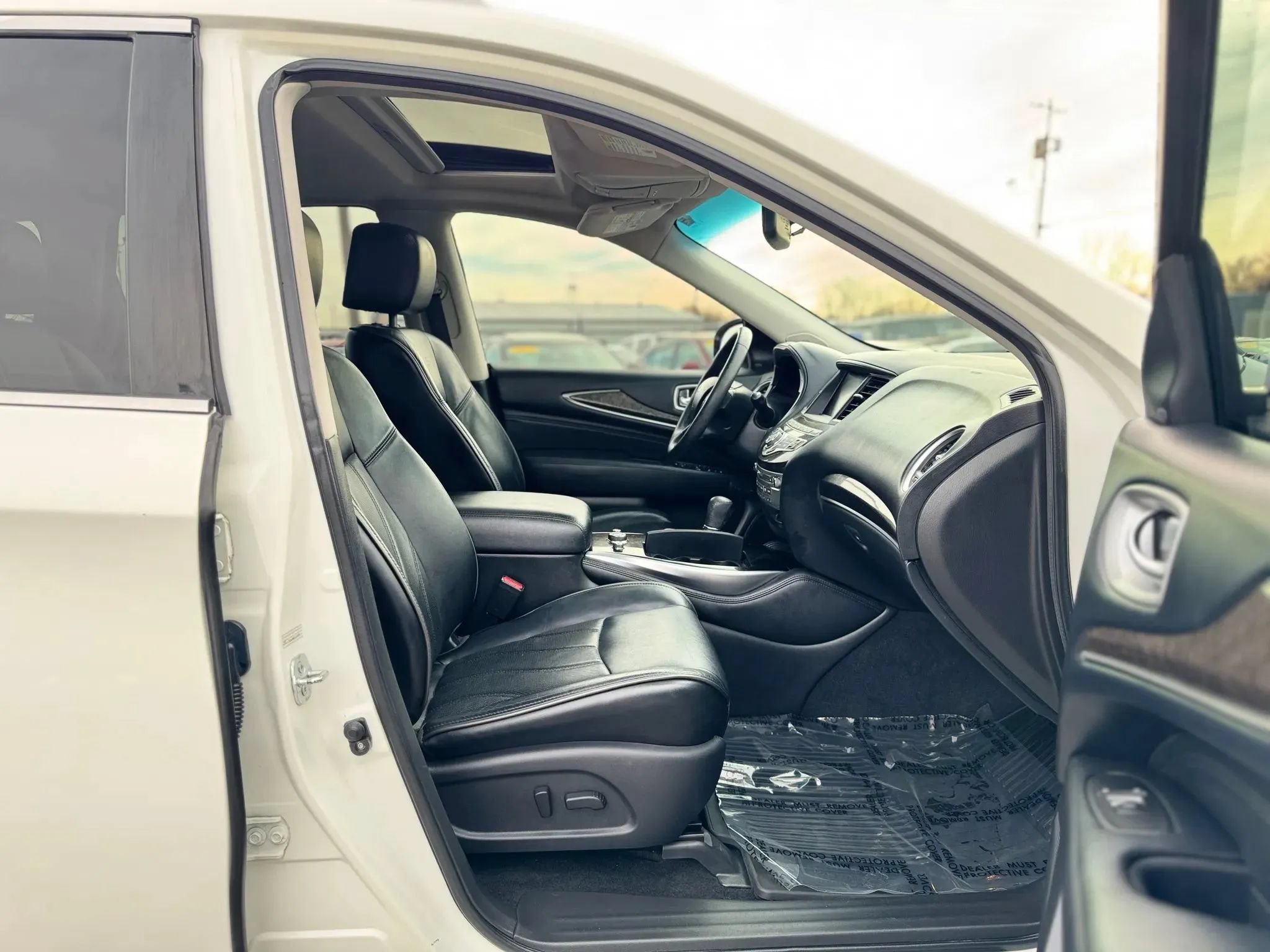 Used 2013 INFINITI JX35 FWD w/ Premium Pkg image 31