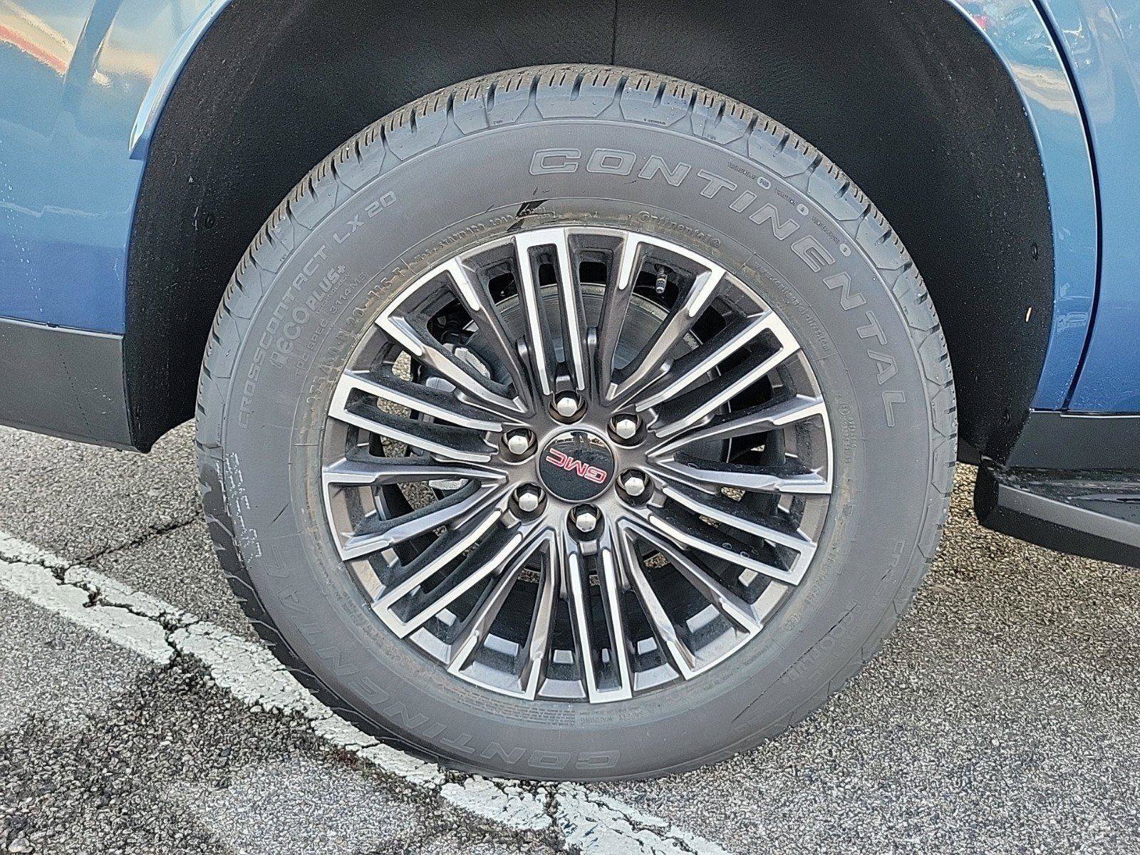 New 2026 GMC Yukon Elevation image 6