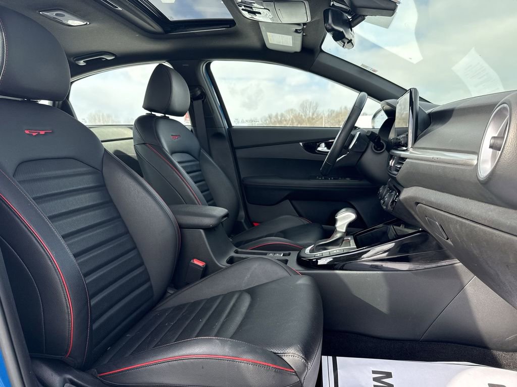 Used 2023 Kia Forte GT w/ GT2 Package image 25