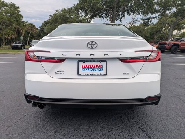 Used 2025 Toyota Camry SE AWD/4WD image 5