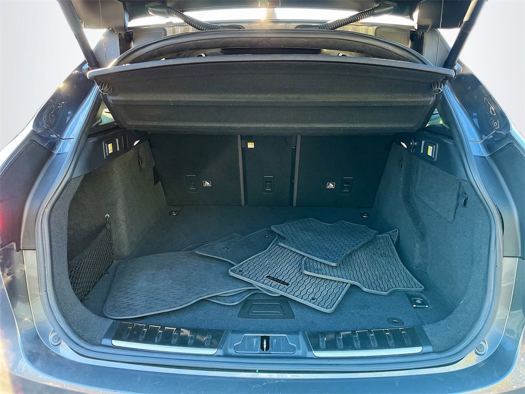 Used 2019 Jaguar F-PACE S image 28