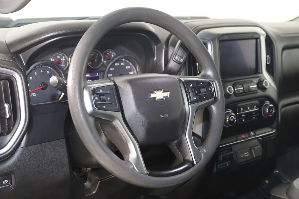 Used 2020 Chevrolet Silverado 2500 LT AWD/4WD image 6