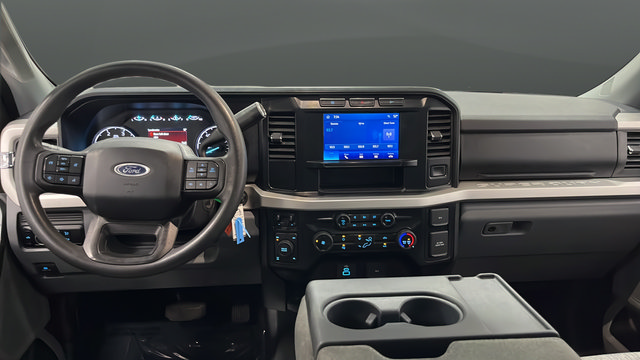 Used 2024 Ford F250 XLT AWD/4WD image 11
