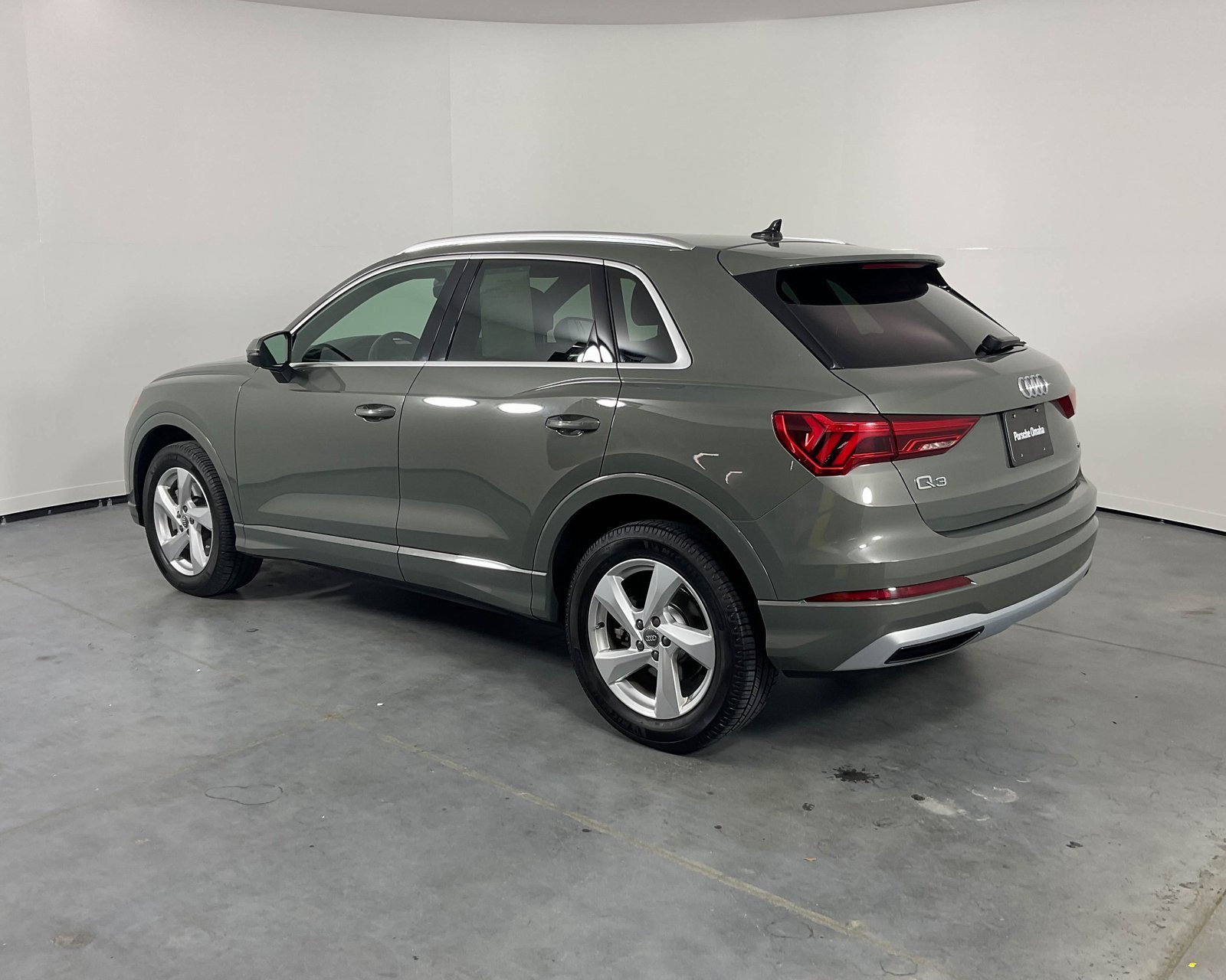 Used 2020 Audi Q3 2.0T Premium image 7