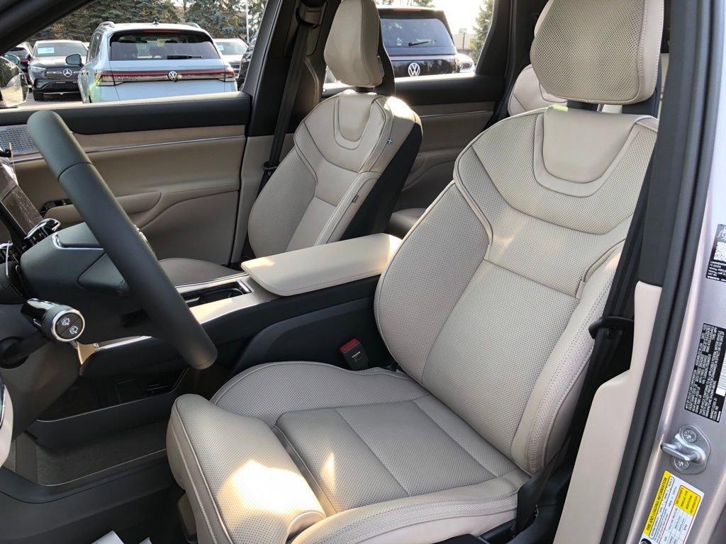New 2026 Volvo EX90 Ultra image 31