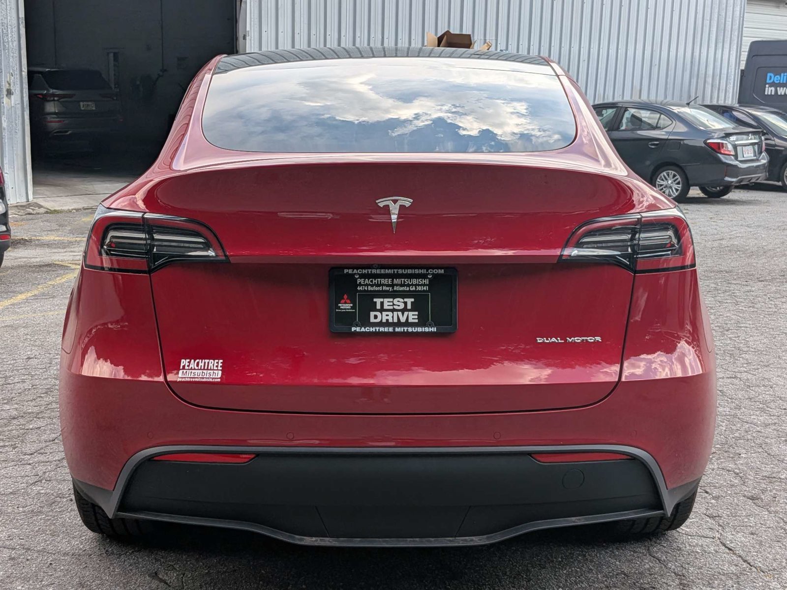 Used 2021 Tesla Model Y Long Range AWD/4WD image 5