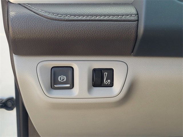 Used 2023 GMC Acadia SLT image 24