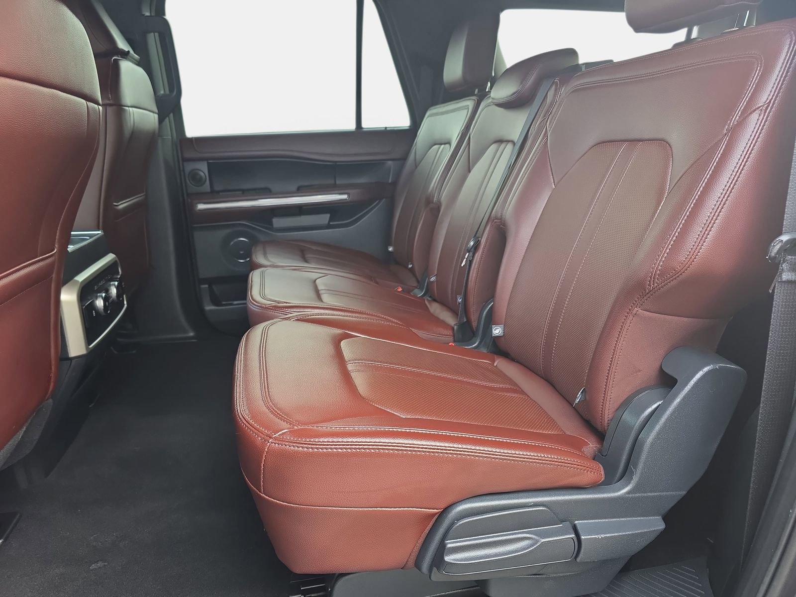 Used 2024 Ford Expedition Max Limited image 15