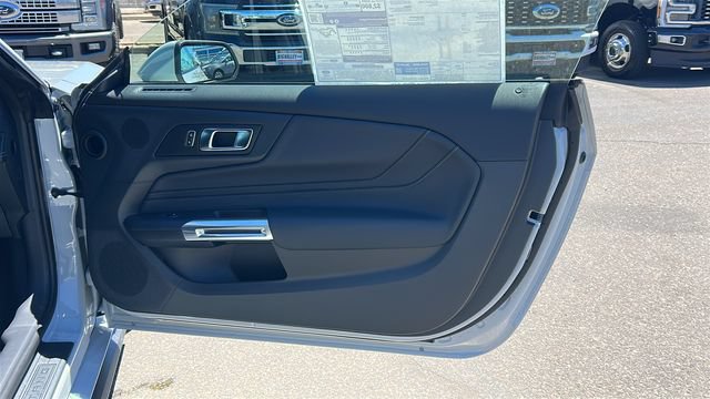 New 2026 Ford Mustang GT Premium w/ GT Performance Package RWD image 9