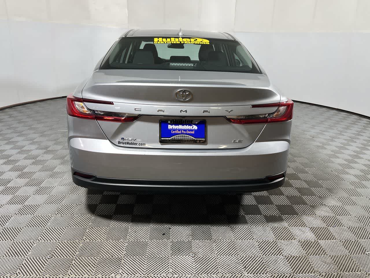 Used 2025 Toyota Camry LE FWD image 7