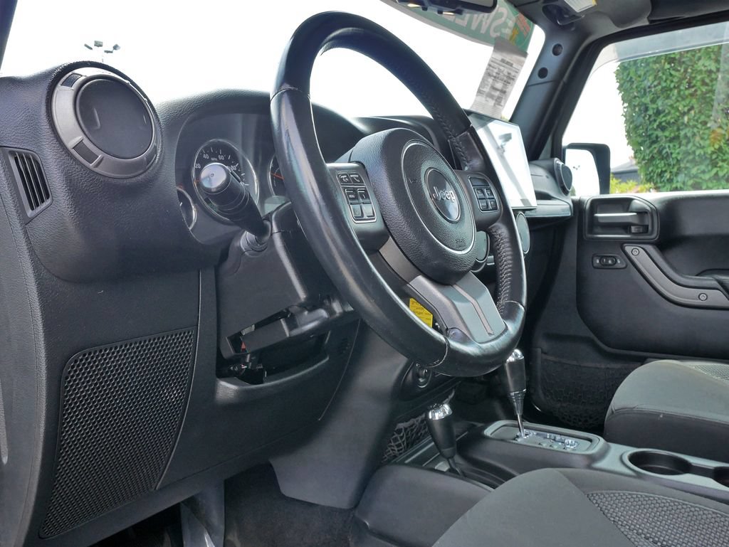 Used 2016 Jeep Wrangler Unlimited Sport AWD/4WD image 14