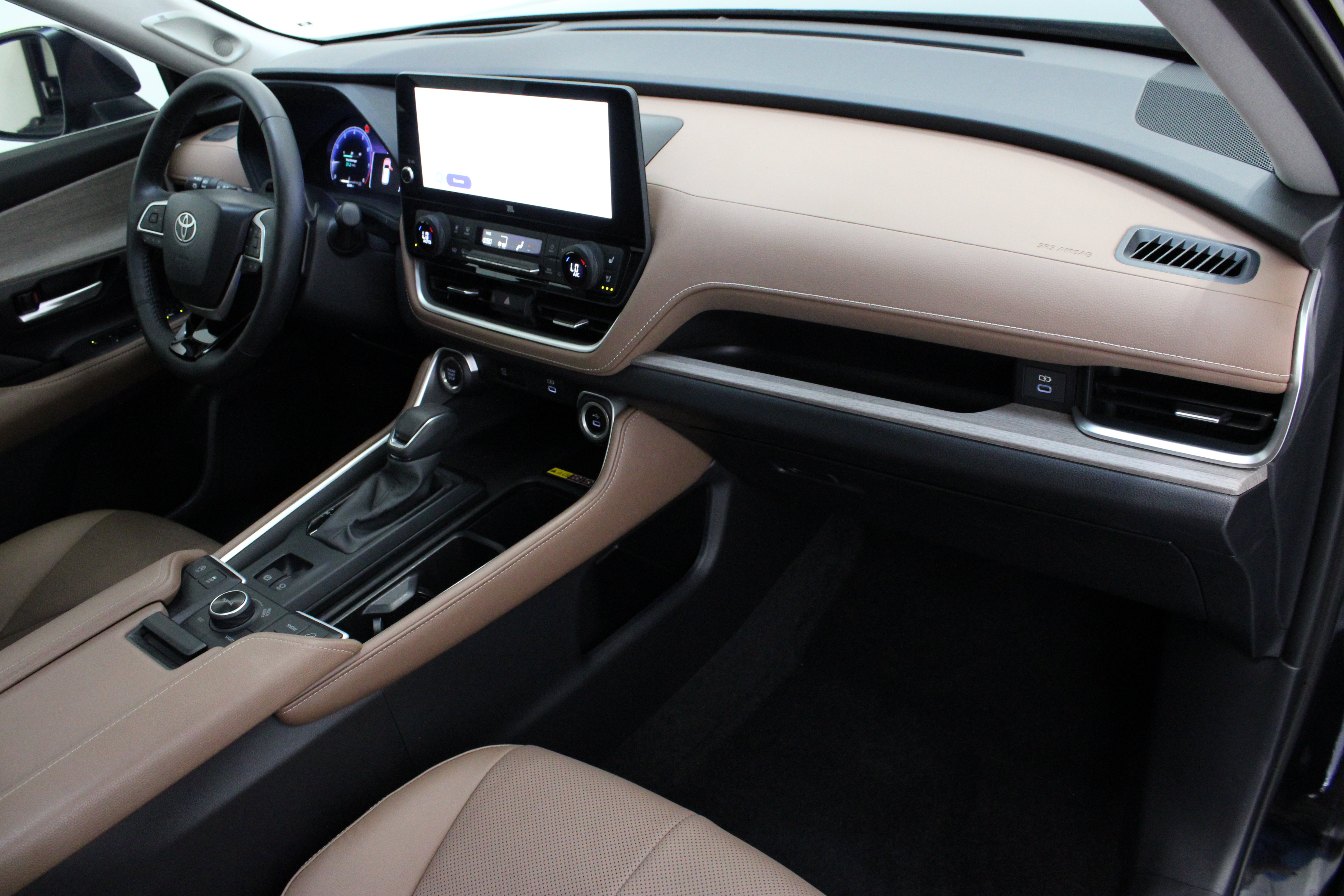 Used 2026 Toyota Grand Highlander AWD image 42