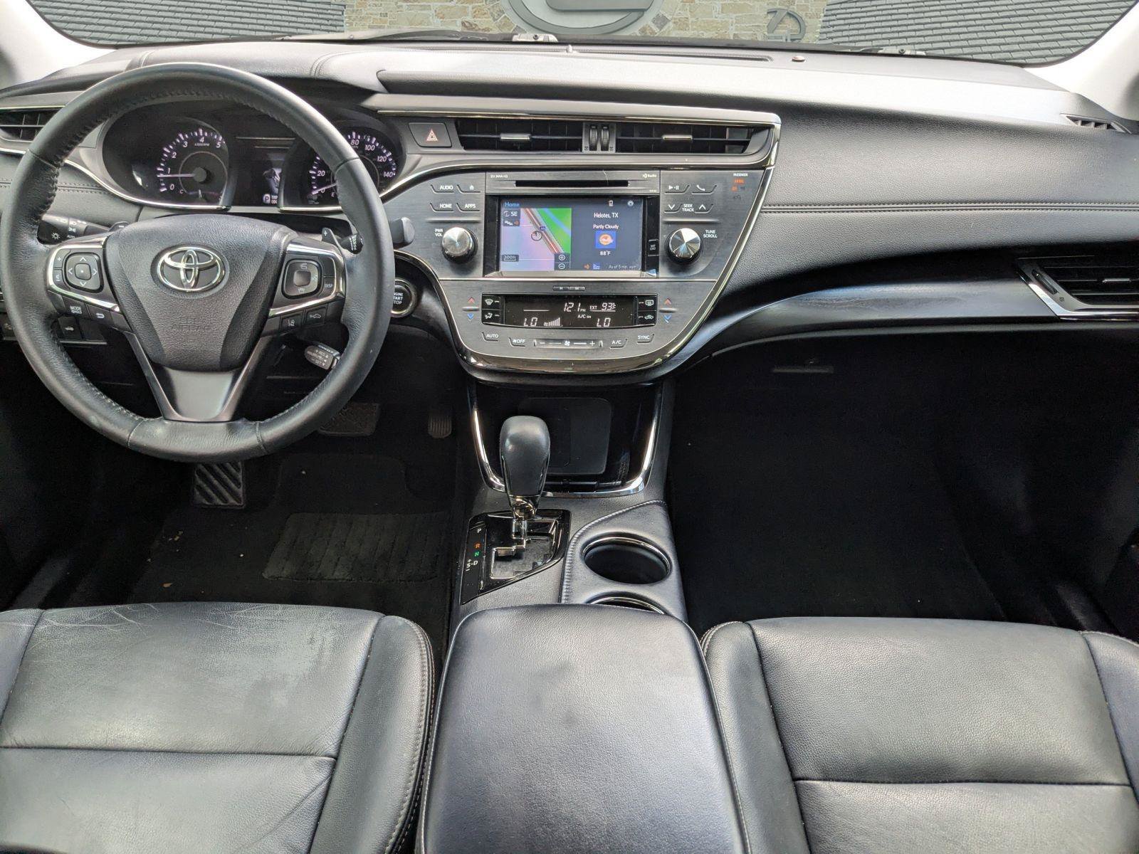 Used 2017 Toyota Avalon XLE Premium FWD image 19