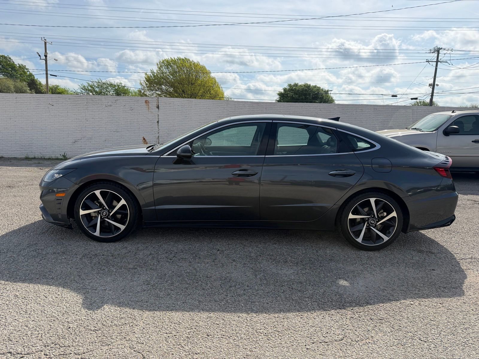 Used 2022 Hyundai Sonata SEL Plus image 3