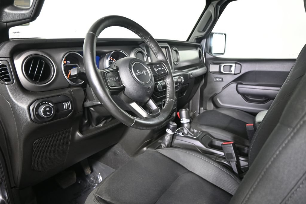 Used 2023 Jeep Gladiator Sport AWD/4WD image 22