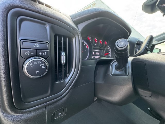 Certified 2024 Chevrolet Silverado 1500 Custom RWD image 6