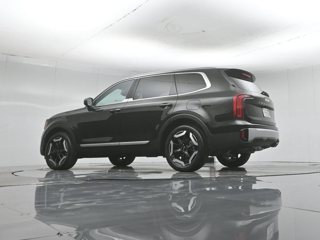 Used 2024 Kia Telluride S FWD image 54