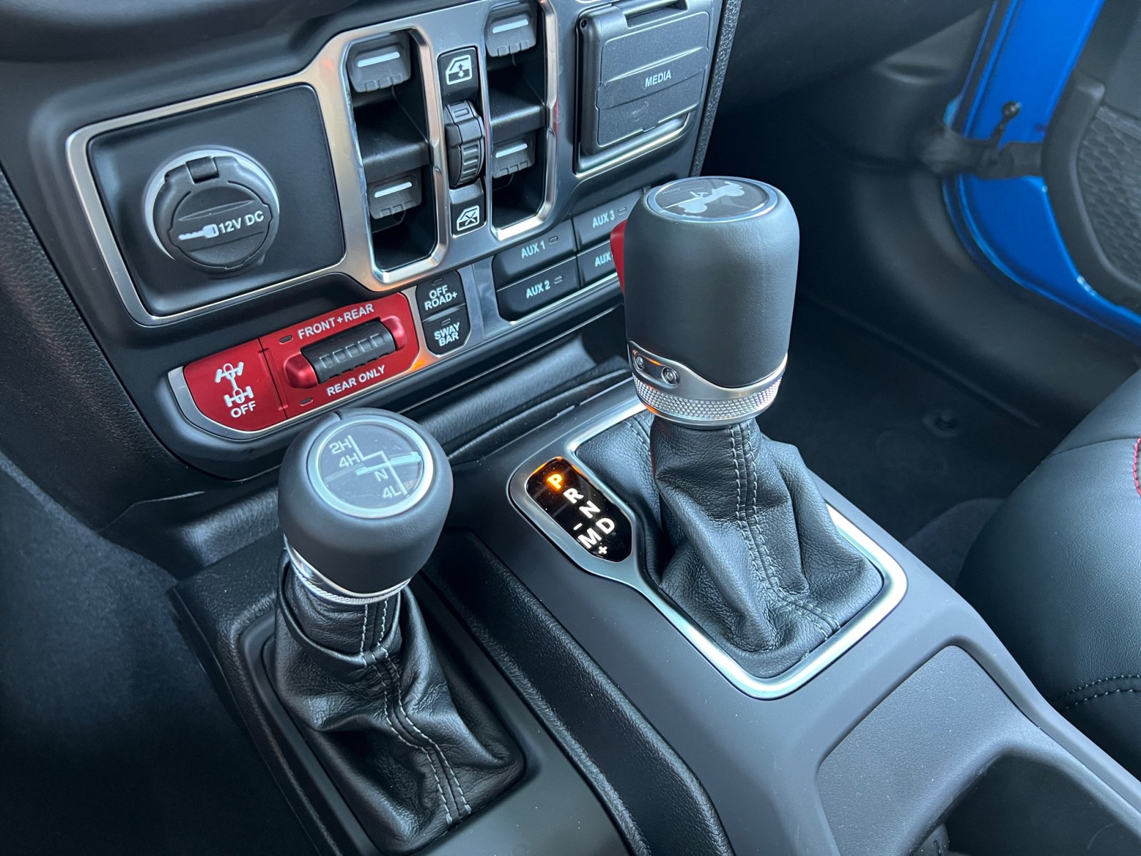 New 2025 Jeep Wrangler Unlimited Rubicon w/ Steel Bumper Group image 31