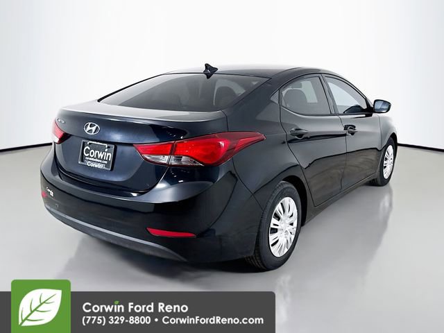 Used 2016 Hyundai Elantra SE image 7