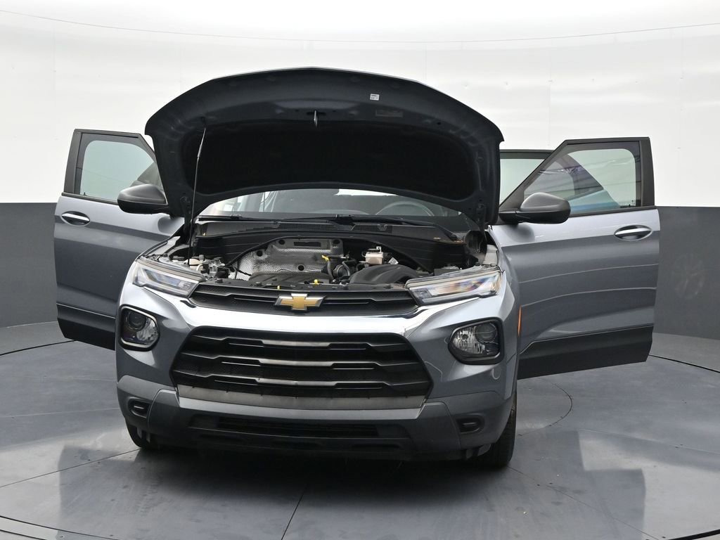 Used 2021 Chevrolet TrailBlazer LS FWD image 34
