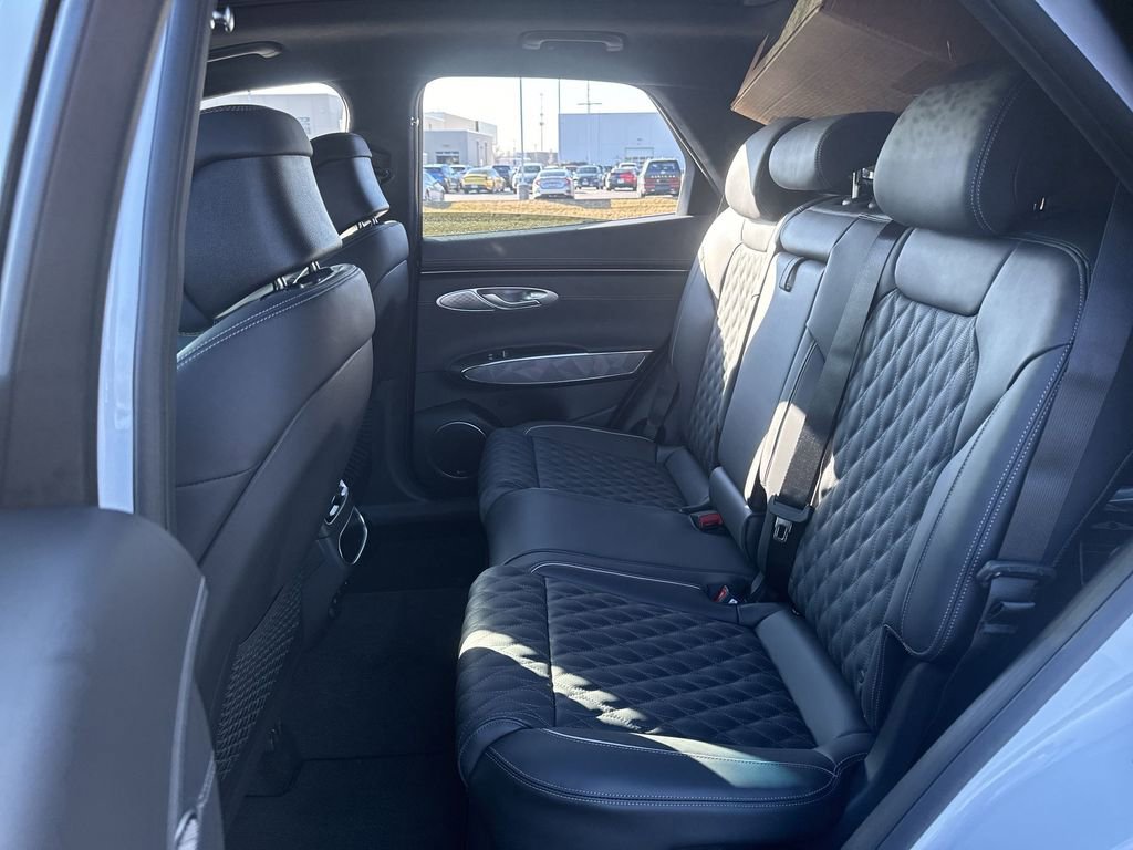 New 2025 Genesis GV70 3.5T Sport w/ Sport Advanced Package image 24