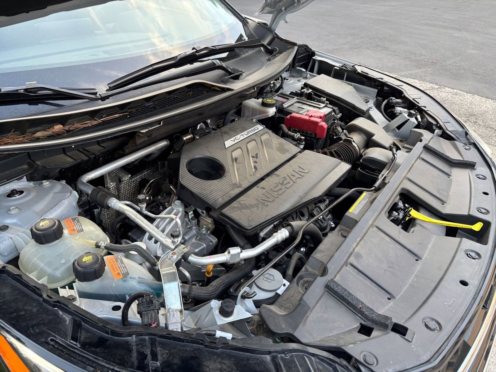 Used 2025 Nissan Rogue SV FWD image 27