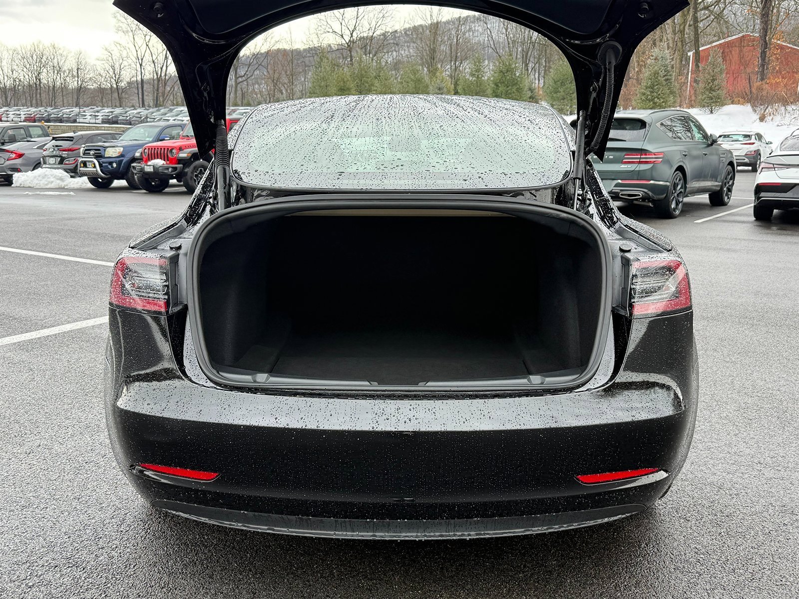 Used 2023 Tesla Model 3 Standard Range image 10