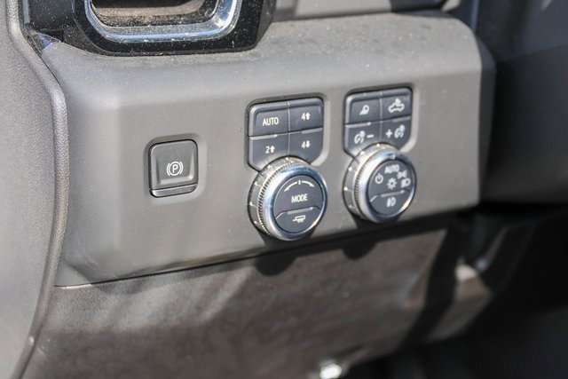 Used 2025 GMC Sierra 2500 Denali Ultimate image 11