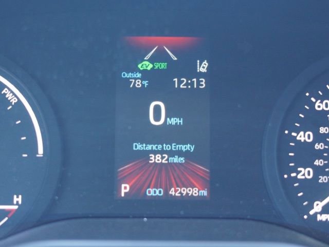 Certified 2024 Toyota Sienna LE image 44