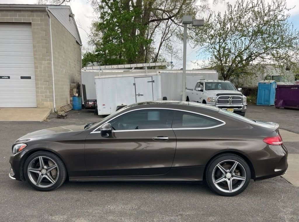 Used 2017 Mercedes-Benz C 300 4MATIC Coupe image 3