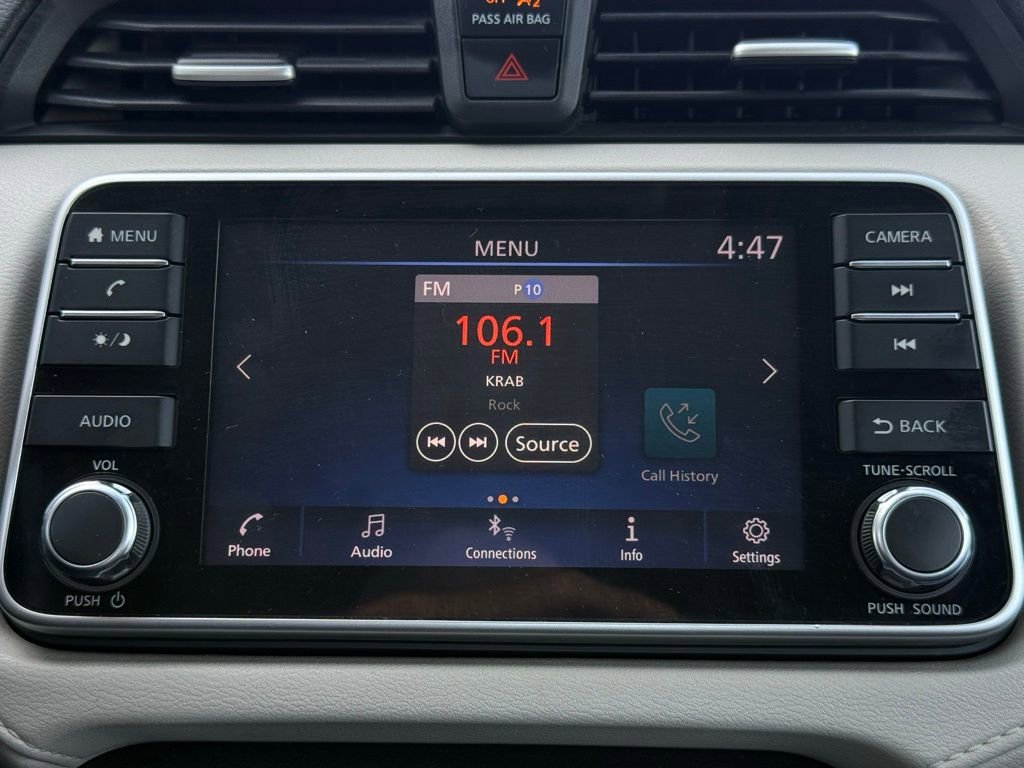 Used 2021 Nissan Versa SV image 28