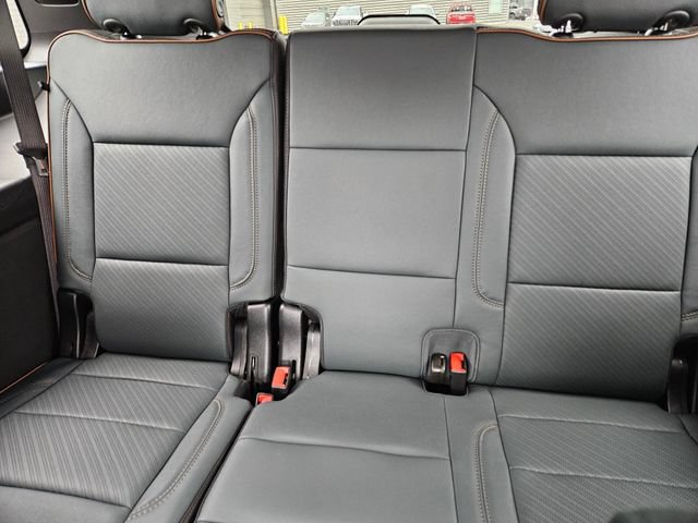 New 2026 GMC Yukon AT4 w/ AT4 Premium Plus Package AWD/4WD image 18