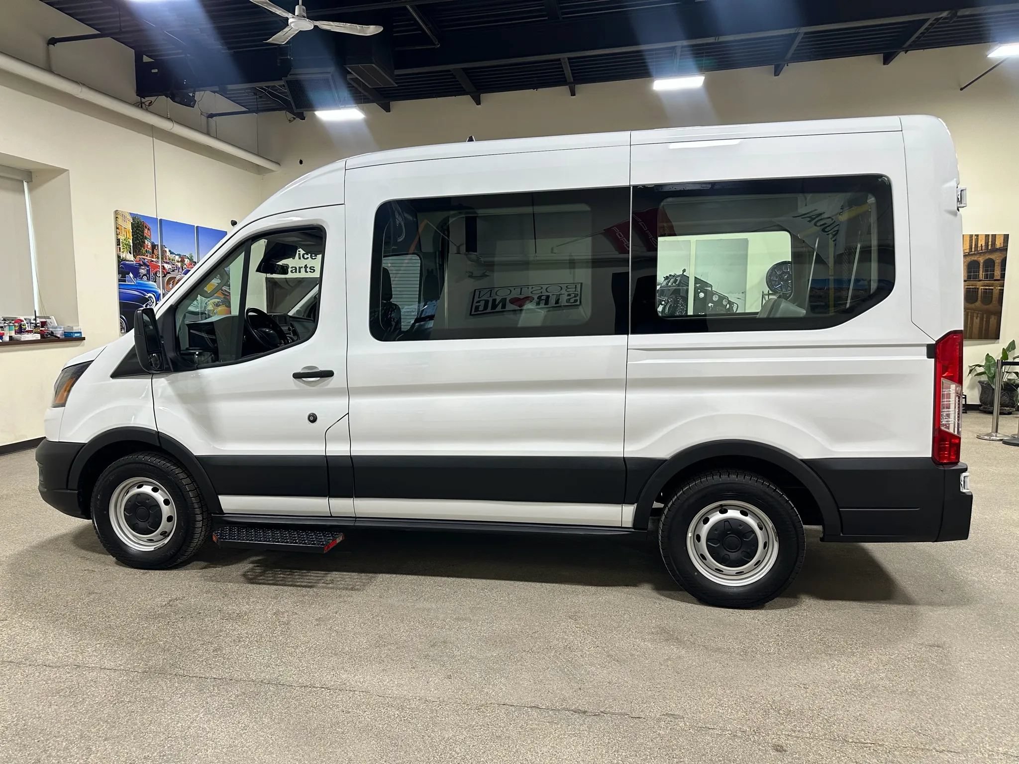 Used 2020 Ford Transit 150 Medium Roof RWD image 14