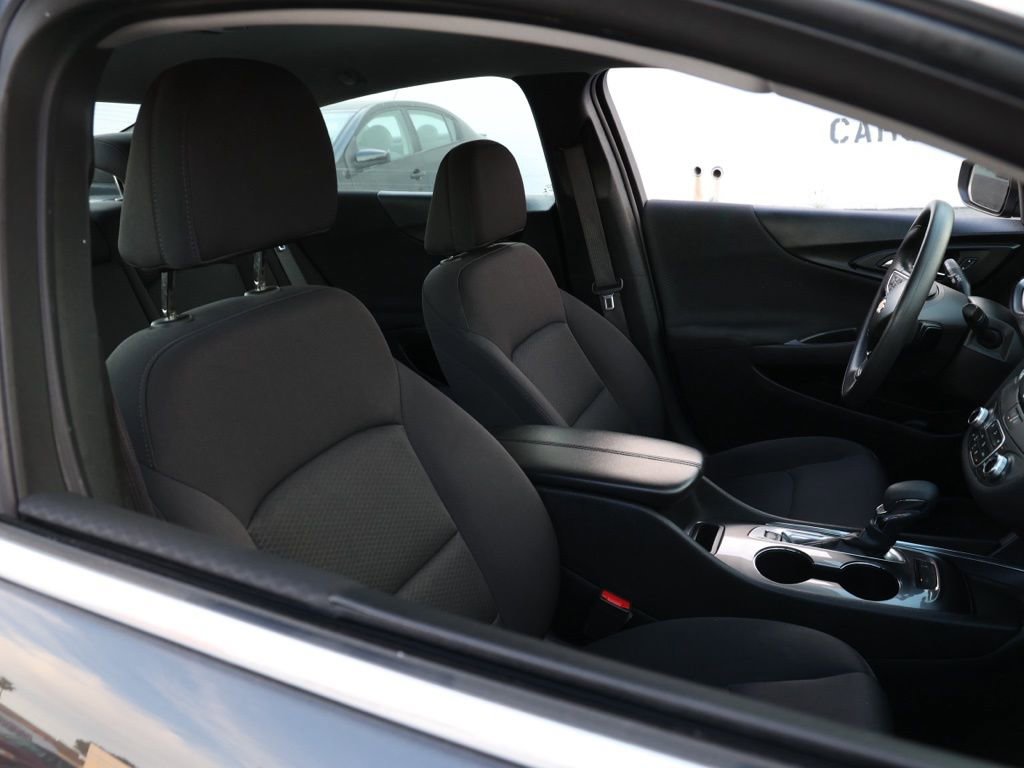 Used 2024 Chevrolet Malibu LT image 20
